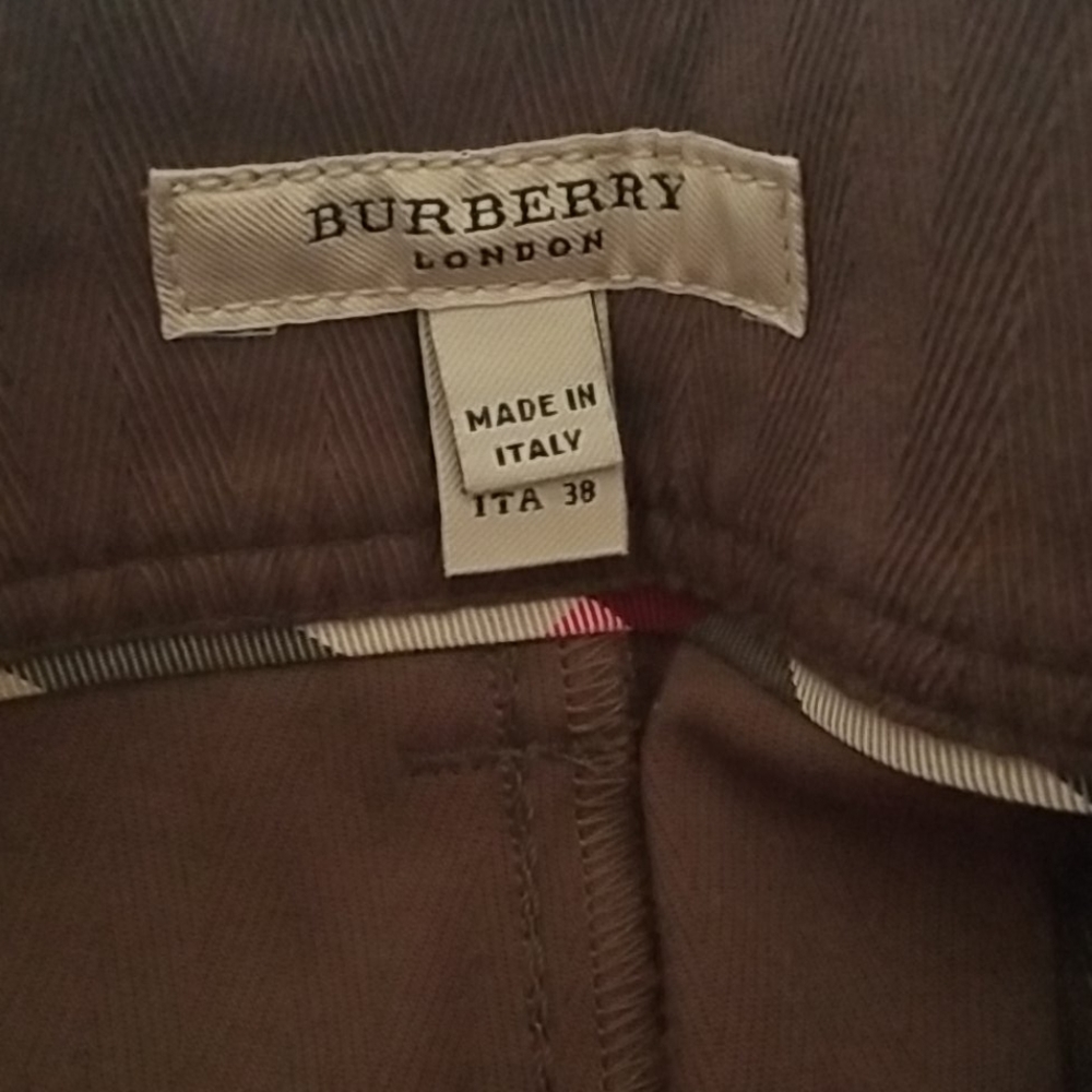 Burberry Wide Leg Cargo Oversized pants. - Picture 8 of 12